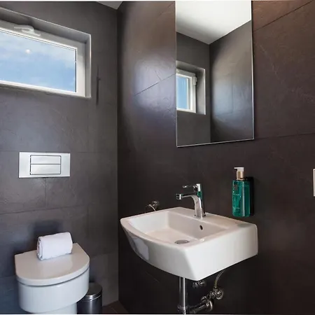 Villa Ereza Royal Deluxe Hoopoe 101 *